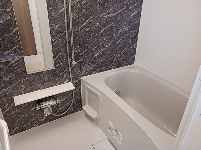 バス・シャワールーム　お風呂です