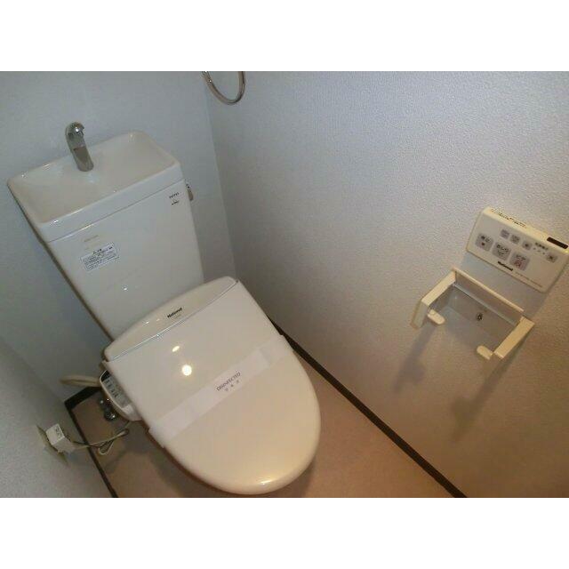 トイレ　温水洗浄便座♪♪