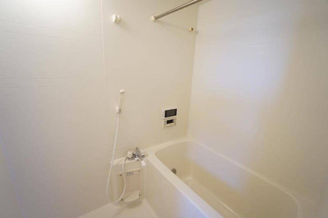 バス・シャワールーム　浴室