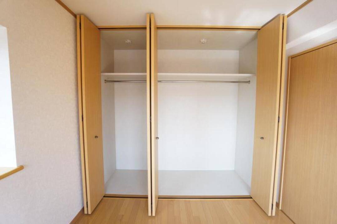 収納　クローゼット