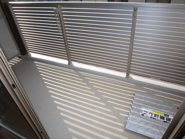 バルコニー　広々としたバルコニーです