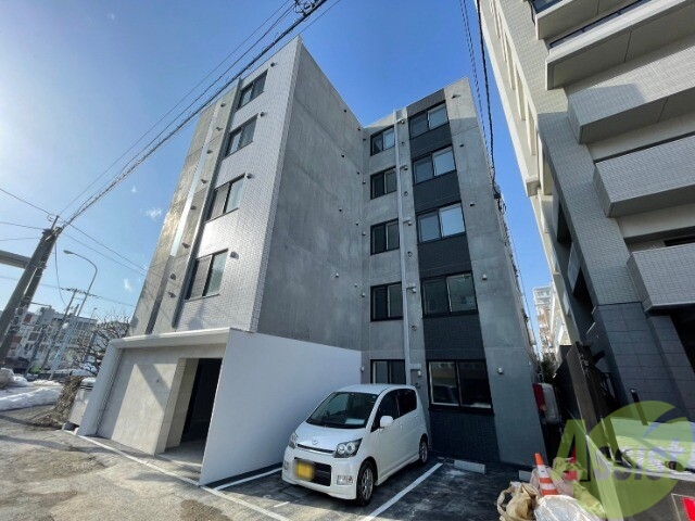 建物外観　札幌市東区北１７条東「ＬａｎｚａｄｏｒＮ１７」