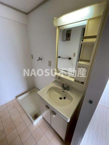 洗面設備　広い洗面スペース