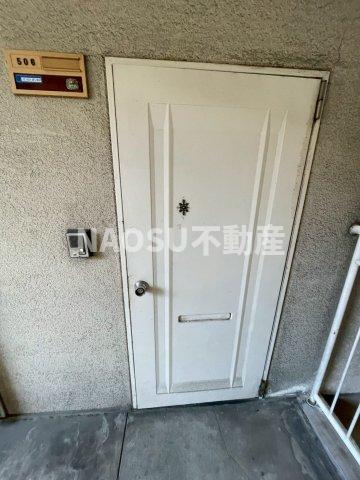 玄関　シンプルで使いやすい玄関です