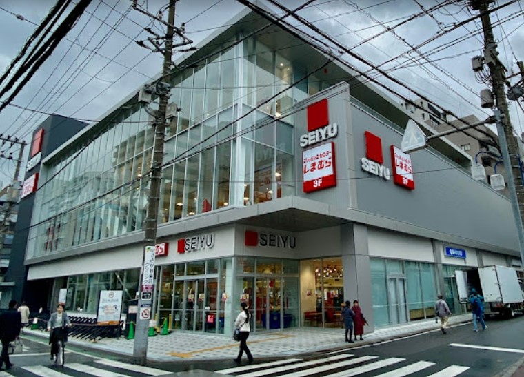 スーパー　西友 本八幡店（スーパー）まで569m