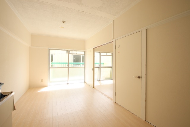 居室・リビング　別室の参考写真です。※現況優先