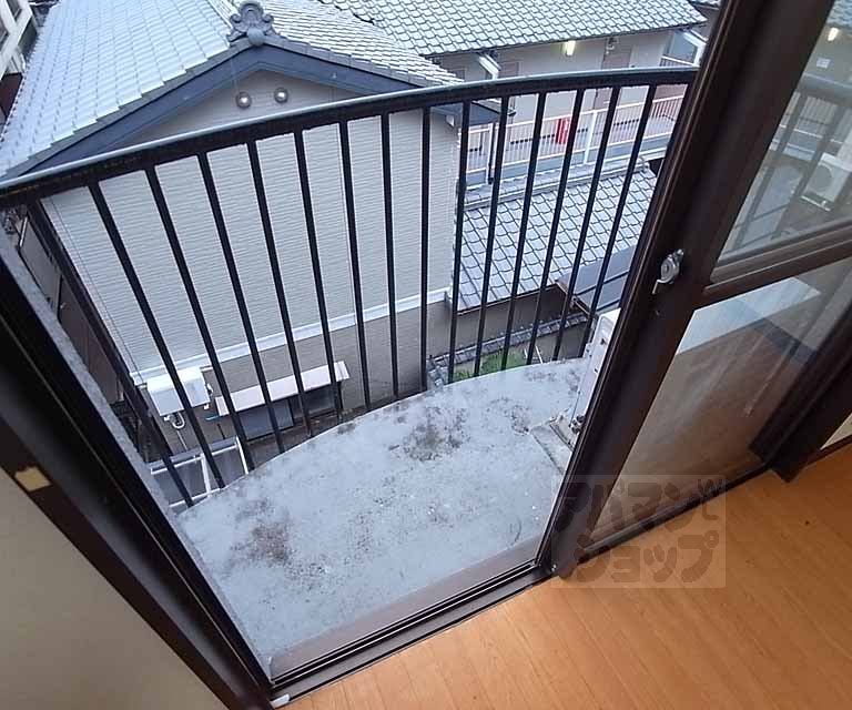 バルコニー　バルコニースペース