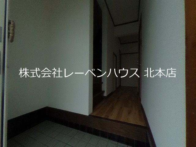 玄関　レーベンハウス北本店へ　048-590-5757