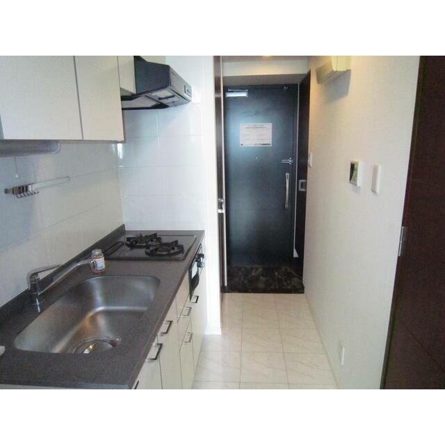 玄関　※別部屋の参考写真です。