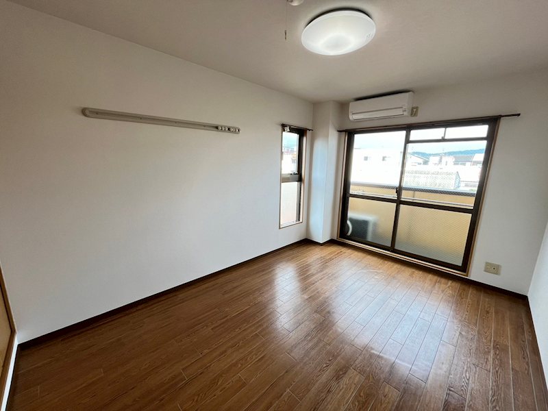 居室・リビング　※別部屋写真です