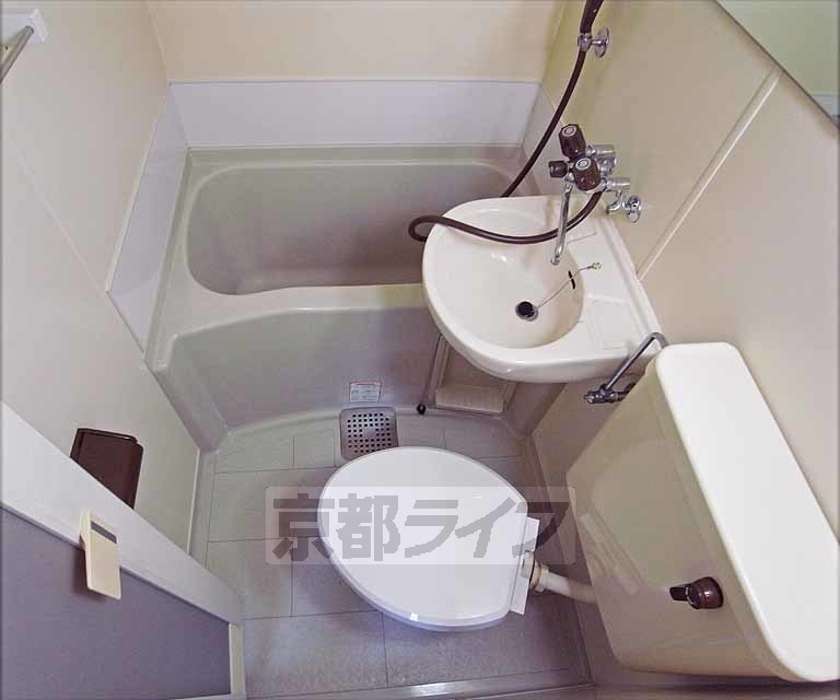 バス・シャワールーム　バスです