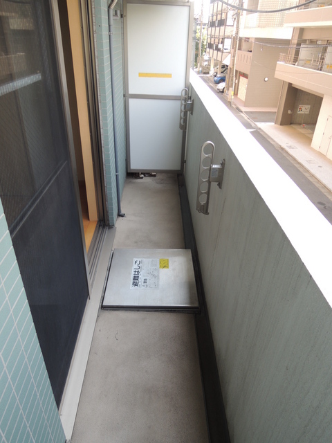 バルコニー　バルコニー