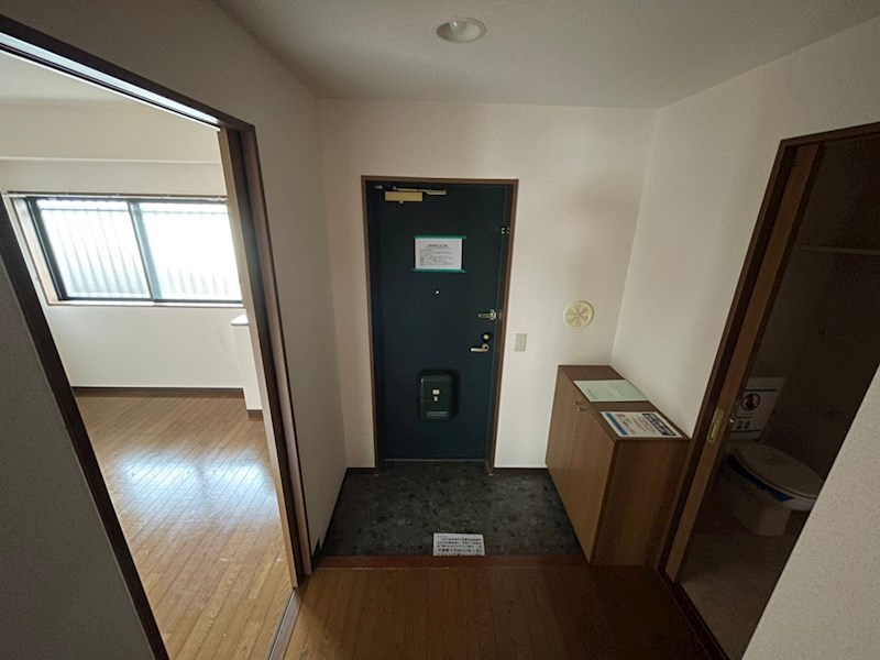 玄関　別部屋参考写真