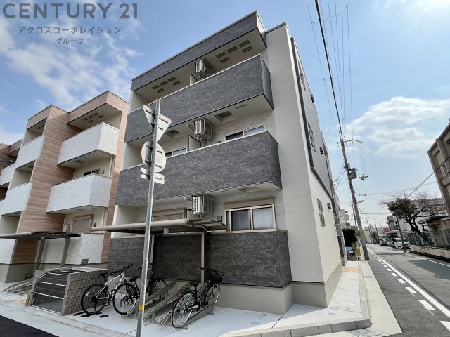 建物外観　オートロック完備で安心のセキュリティ♪