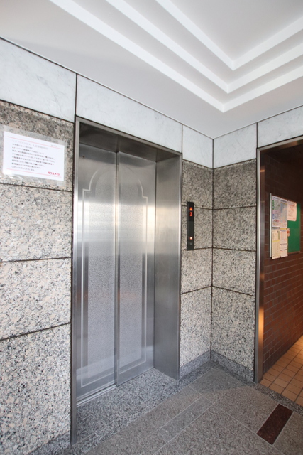 その他共有部分　エレベーター付き☆