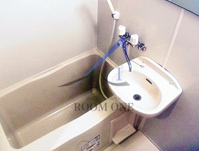 バス・シャワールーム　お風呂です。