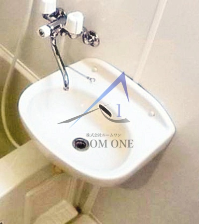 洗面設備　洗面台です。