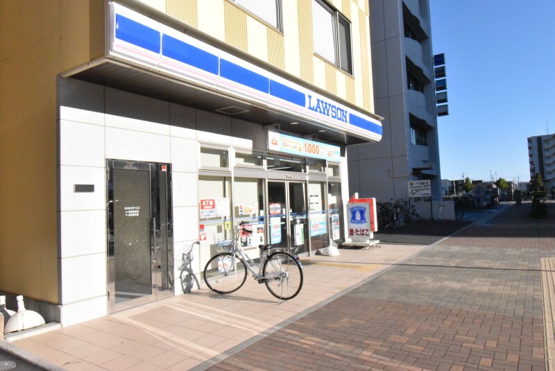 コンビニ　ローソン越谷レイクタウン駅南口店（コンビニ）まで458m