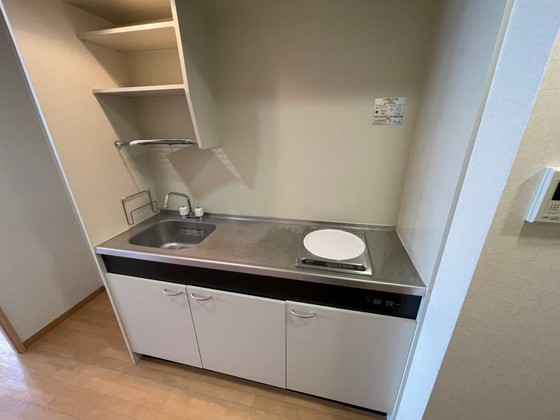 キッチン　※別部屋の写真です