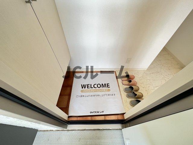 玄関　反転タイプの部屋の写真です