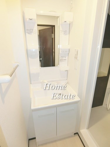 洗面設備　同仕様