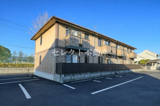 建物外観　【マウンテンクレストヒロ】