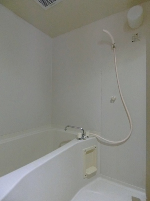 バス・シャワールーム　図面と現状に相違がある場合には現状を優先