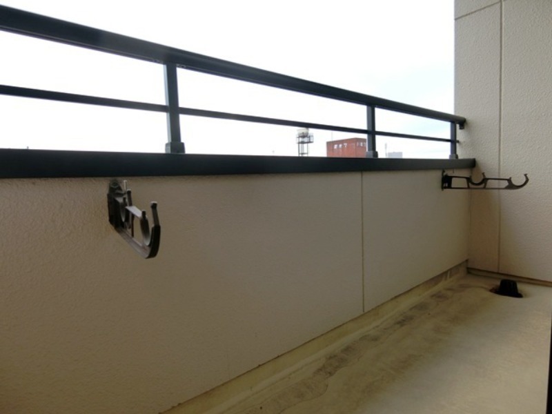 バルコニー　図面と現状に相違がある場合には現状を優先