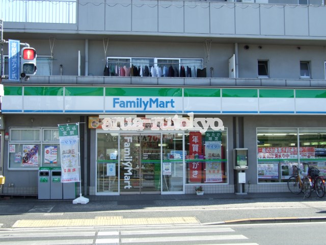 コンビニ　ファミリーマート下連雀店（コンビニ）まで209m