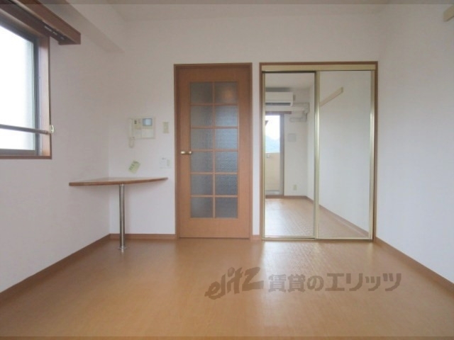 居室・リビング　洋室