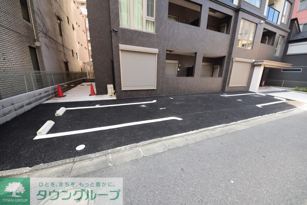 駐車場　お問合せはタウンハウジングまで！※現地待合わせ相談可能