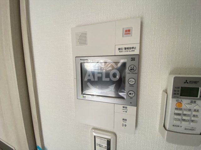 セキュリティ　LaDouceur谷町　TVモニター付きインターホン
