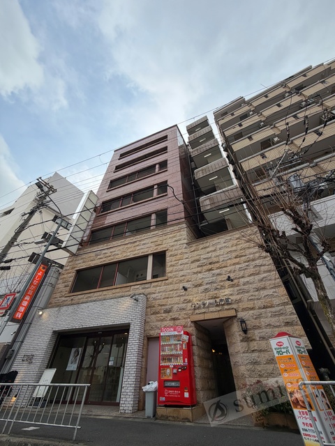 建物外観　駅前　１分の好立地