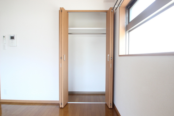 収納　※別部屋の写真です