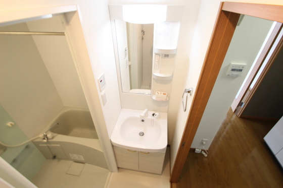 洗面設備　※別部屋の写真です