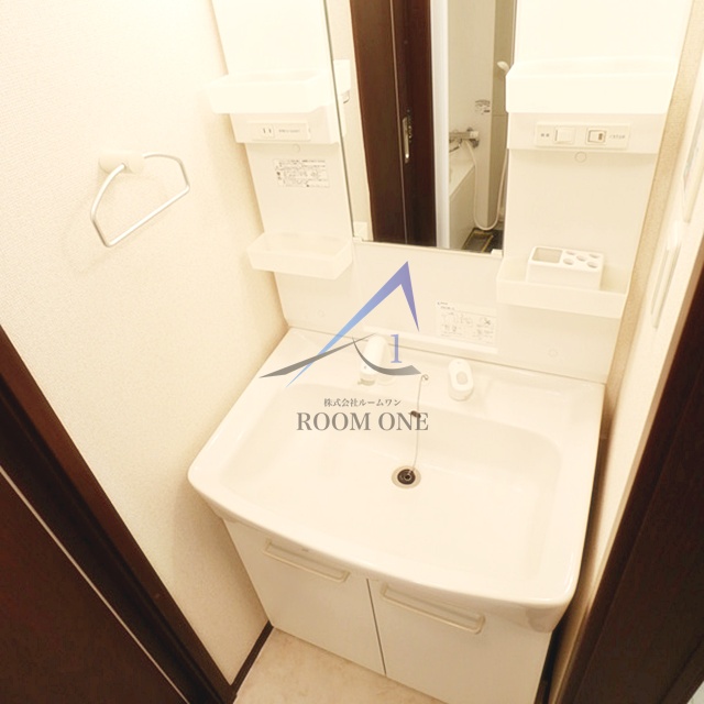 洗面設備　独立洗面台です。