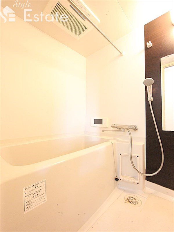 バス・シャワールーム　バスルーム