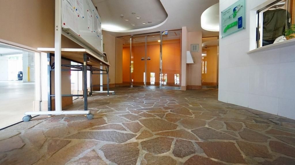 エントランス　リビエール宮崎