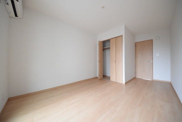 居室・リビング　日当り良好・エアコン完備