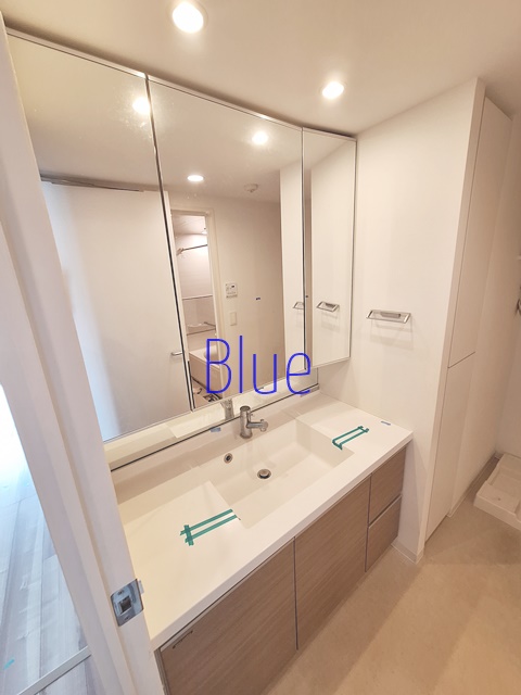 洗面設備　同仕様