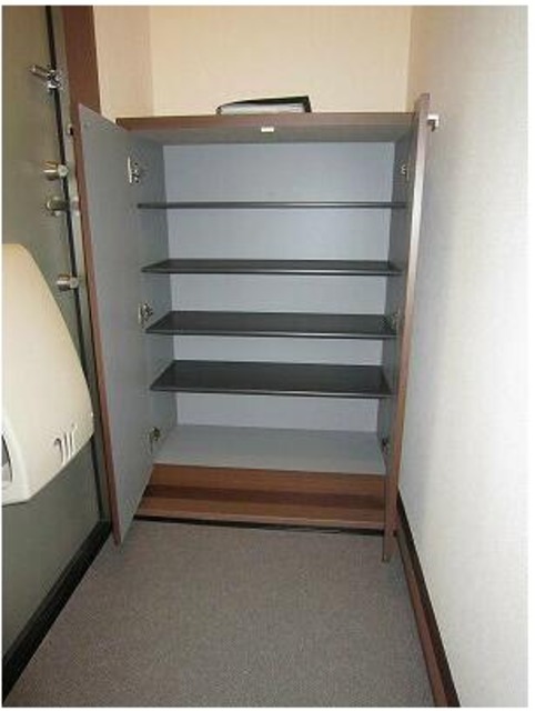 玄関　シューズボックス