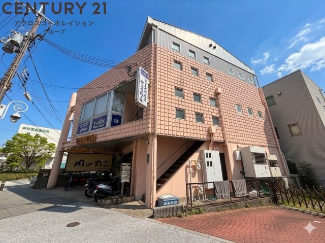 建物外観　駅近くの立地