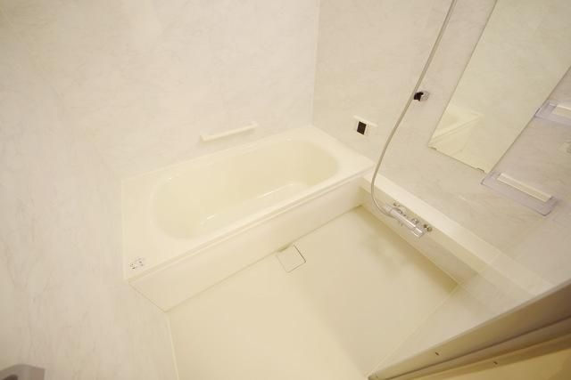 バス・シャワールーム　一坪風呂☆