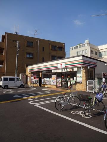コンビニ　セブンイレブン（コンビニ）まで381m