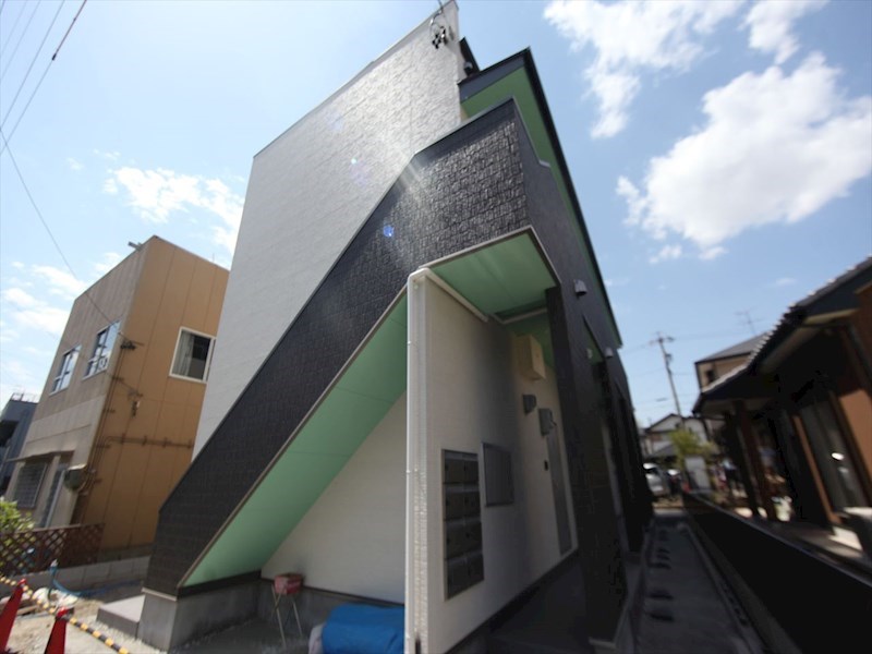 建物外観　外観　デザイナーズ　光インターネット無料