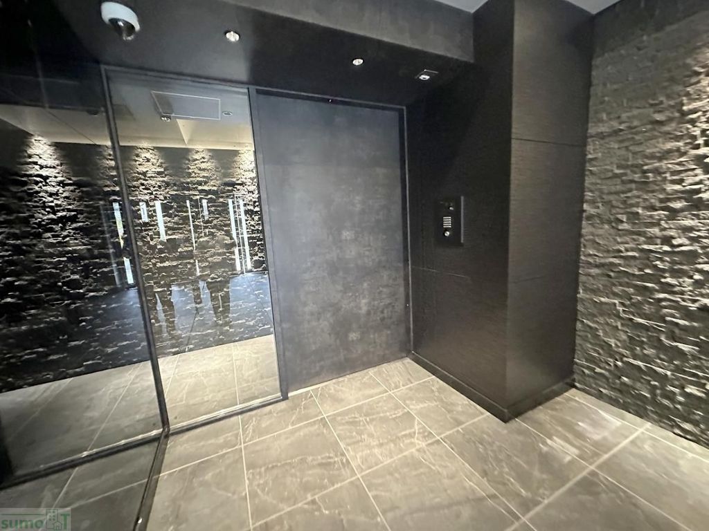 ロビー　エントランス