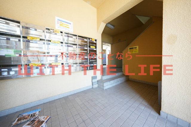 エントランス　コンパクトで使いやすいお風呂です