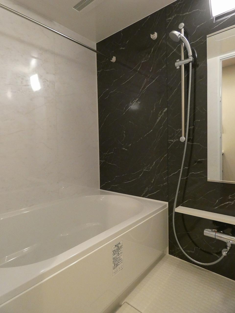 バス・シャワールーム　バス※別部屋参考写真