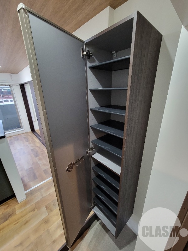 玄関　トールタイプのシューズボックスあり♪