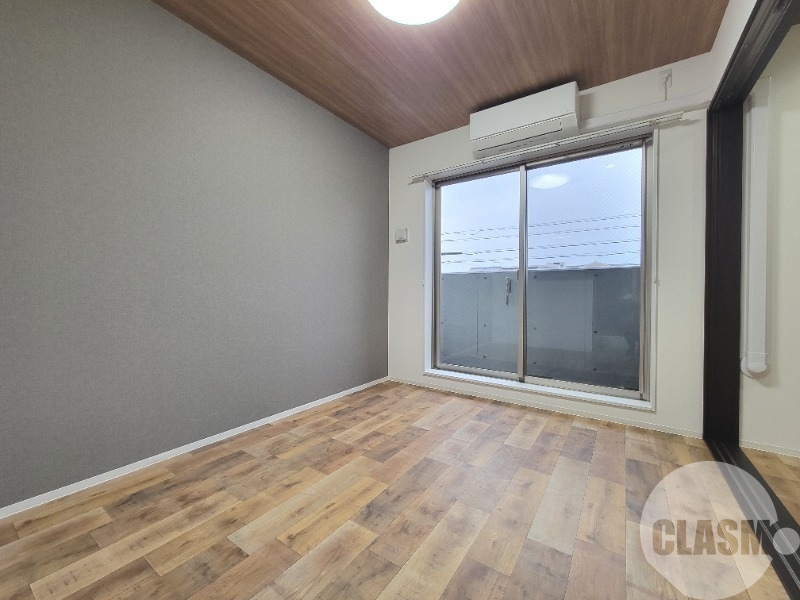 居室・リビング　明るいお部屋です♪